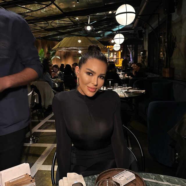 Konya'da protesto edilen Selin Ciğerci'ye eski eşi Gökhan Çıra'dan destek: Yapılan şerefsizliktir Konya'da protesto edilen Selin Ciğerci'ye eski eşi Gökhan Çıra'dan destek: Yapılan şerefsizliktir