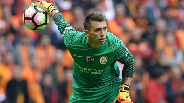 Performansıyla göz dolduruyor! Muslera'nın bu sezonki istatistiğini duyanlar kulaklarına inanamıyor
