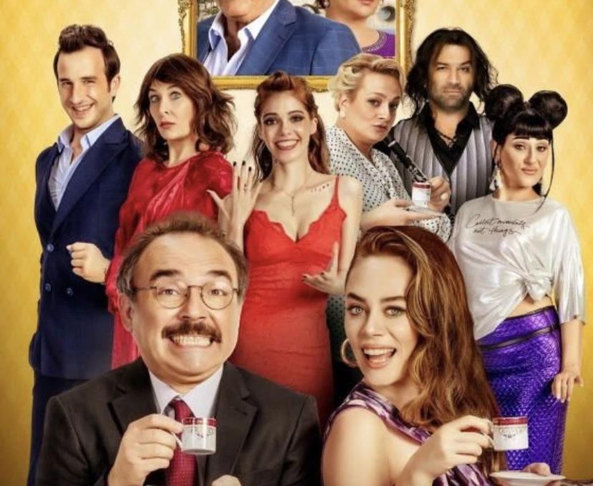 Aile Arasında filmi oyuncu kadrosu! Aile Arasında oyuncuları kimler? Aile Arasında karakterleri kim, gerçek adı ne?