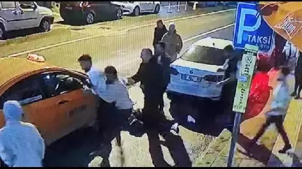 Müzisyen Mehmet Dudarık'ı acımasızca döven sanığa 13,5 yıl hapis talebi Müzisyen Mehmet Dudarık'ı acımasızca döven sanığa 13,5 yıl hapis talebi