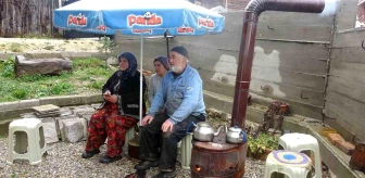 Depremin merkez üssü Kızılağıl'da vatandaşlar tedirgin: Evlerine giremiyorlar