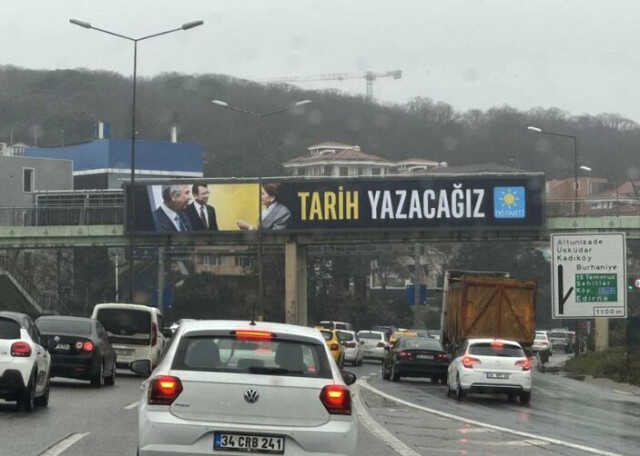 İYİ Parti'nin seçim afişinde İmamoğlu ve Mansur Yavaş bulunurken, Kılıçdaroğlu'na yer verilmedi İYİ Parti'nin seçim afişinde İmamoğlu ve Mansur Yavaş bulunurken, Kılıçdaroğlu'na yer verilmedi