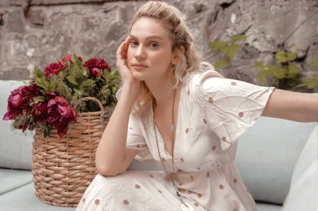 Farah Zeynep Abdullah'a 'hakaret' suçundan para cezası Farah Zeynep Abdullah'a 'hakaret' suçundan para cezası