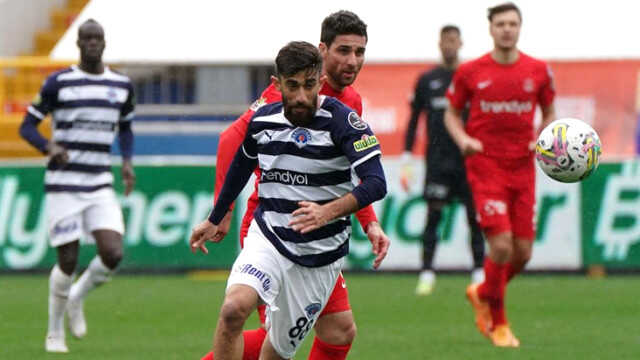 İstanbul'da puanlar bölüşüldü! Kasımpaşa sahasında Ümraniyespor'la 1-1 berabere kaldı