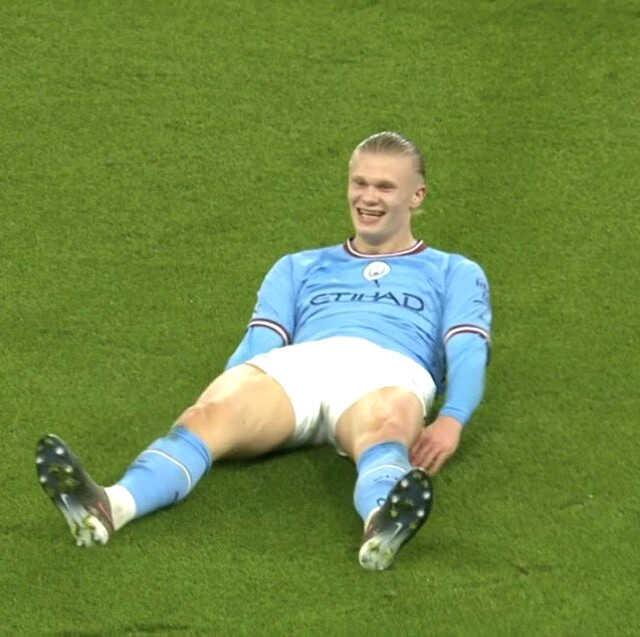 Yapacak gol sevinci ararken daha fazla yoruluyor! Haaland insanlıktan çıktı