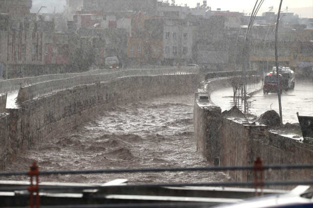 Şanlıurfa'da 3 ilçede eğitime 1 gün daha ara