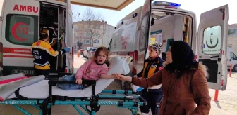Bursa'da kontrolden çıkan araç dehşet saçtı : 3 yaralı