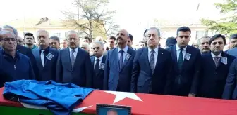 Kalp krizi sonrası hayatını kaybeden MHP'li Belediye Başkanı Gönüllü toprağa verildi