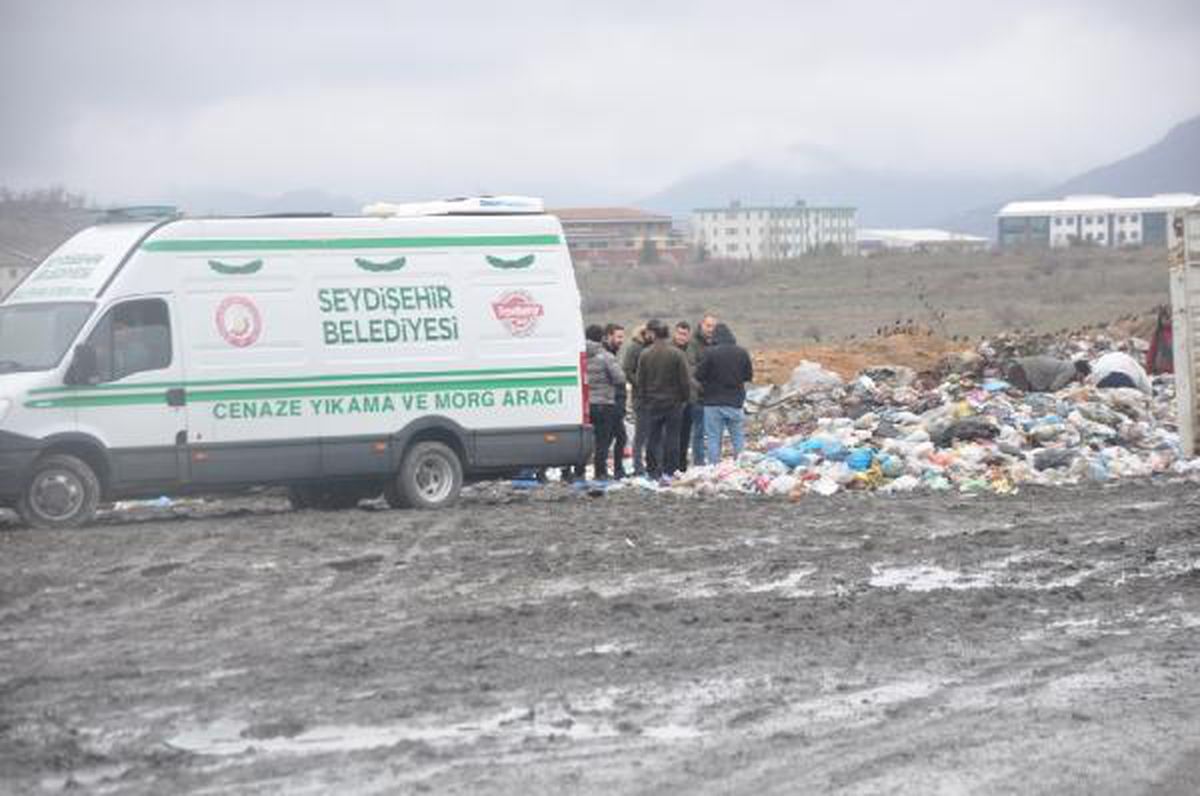 Poşet içerisinde çöpe atılan bebeğin ölü doğduğu belirlendi