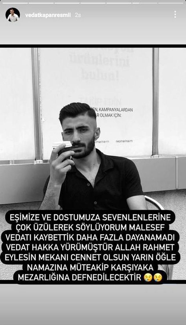 Film gibi olay! Vedat Kaplan, sahnede türkü söylerken kendi ölüm haberini aldı