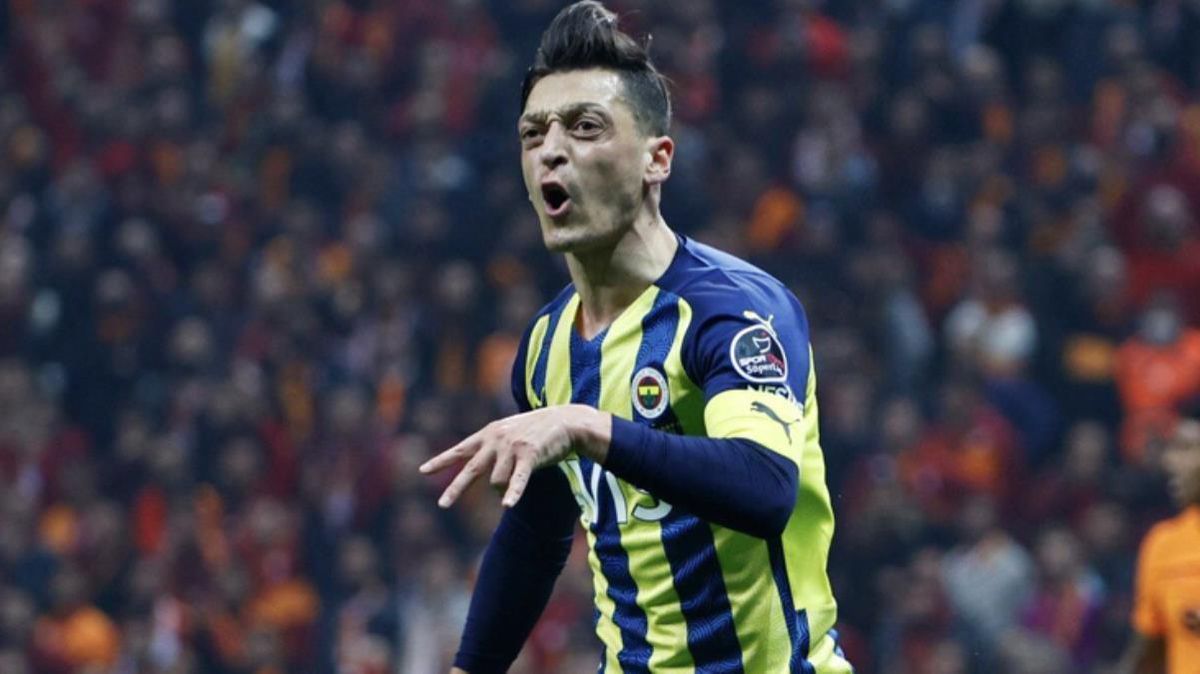Mesut Özil futbolu neden bıraktı? Mesut Özil futbolu bırakma sebebi ne?