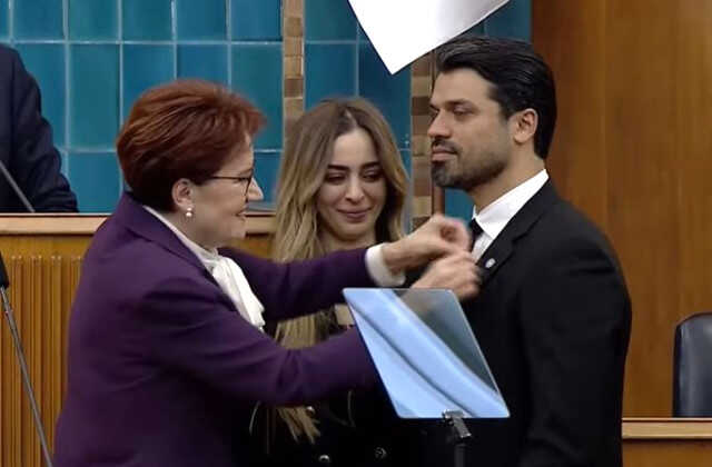 Rozetini Meral Akşener taktı! Eski futbolcu Gökhan Zan, İYİ Parti'den milletvekili aday adayı oldu