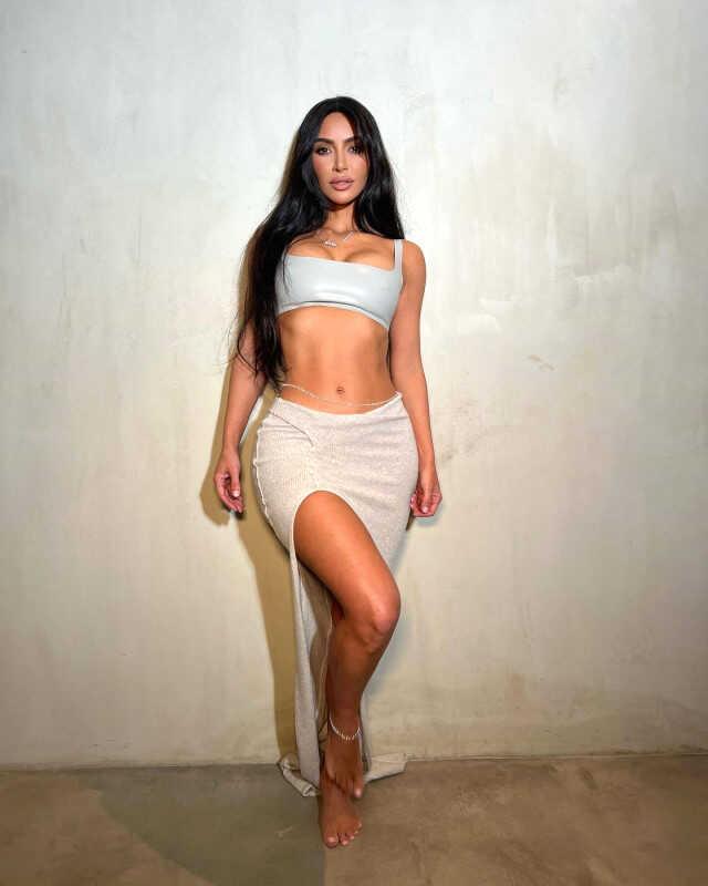 Ermeni taraftarlardan, Türkiye maçı öncesi Kim Kardashian'a bomba çağrı: Tribüne gel Ermeni taraftarlardan, Türkiye maçı öncesi Kim Kardashian'a bomba çağrı: Tribüne gel