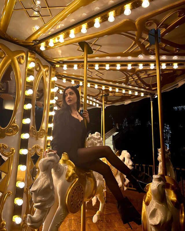 Komedyen Doğu Demirkol, Levent Kırca'nın kızı Ayşe Kırca ile aşk yaşamaya başladı Komedyen Doğu Demirkol, Levent Kırca'nın kızı Ayşe Kırca ile aşk yaşamaya başladı