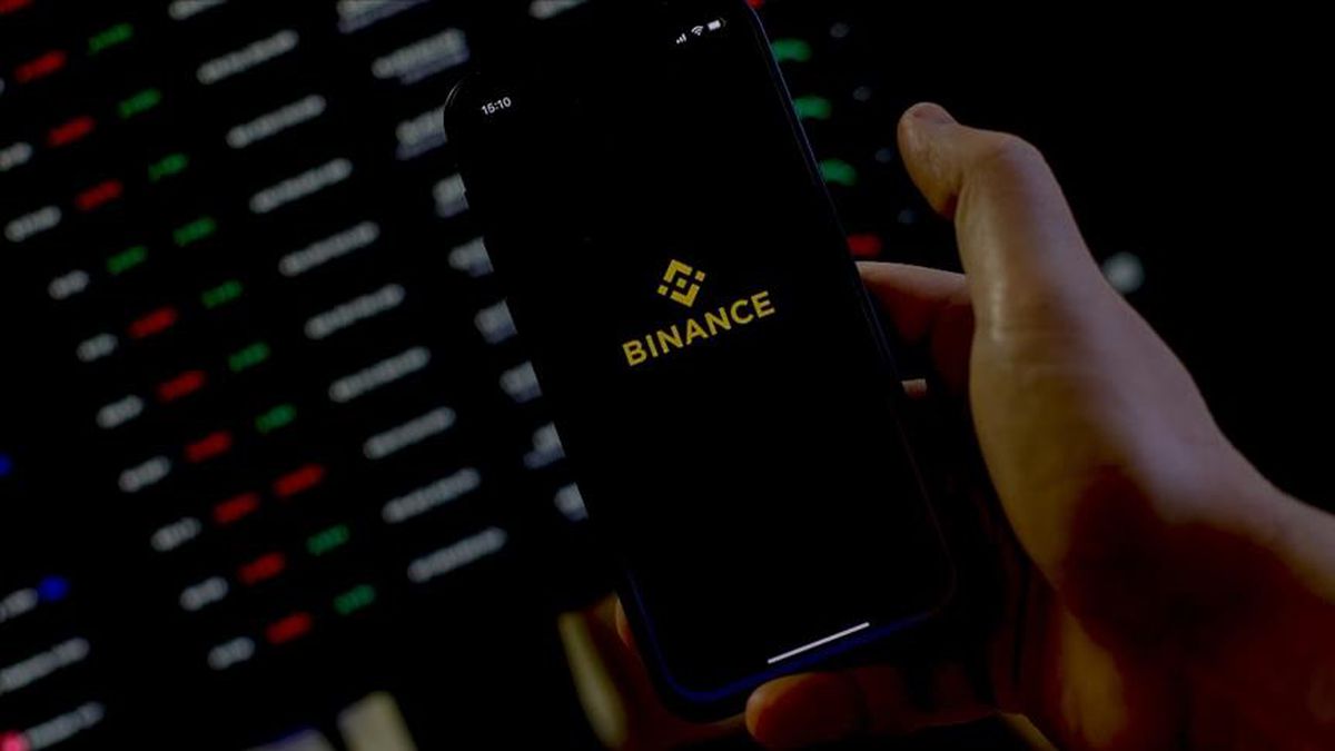 Binance çöktü mü? Binance neden açılmıyor, neden yüklenmiyor? Binance'de sorun mu var?
