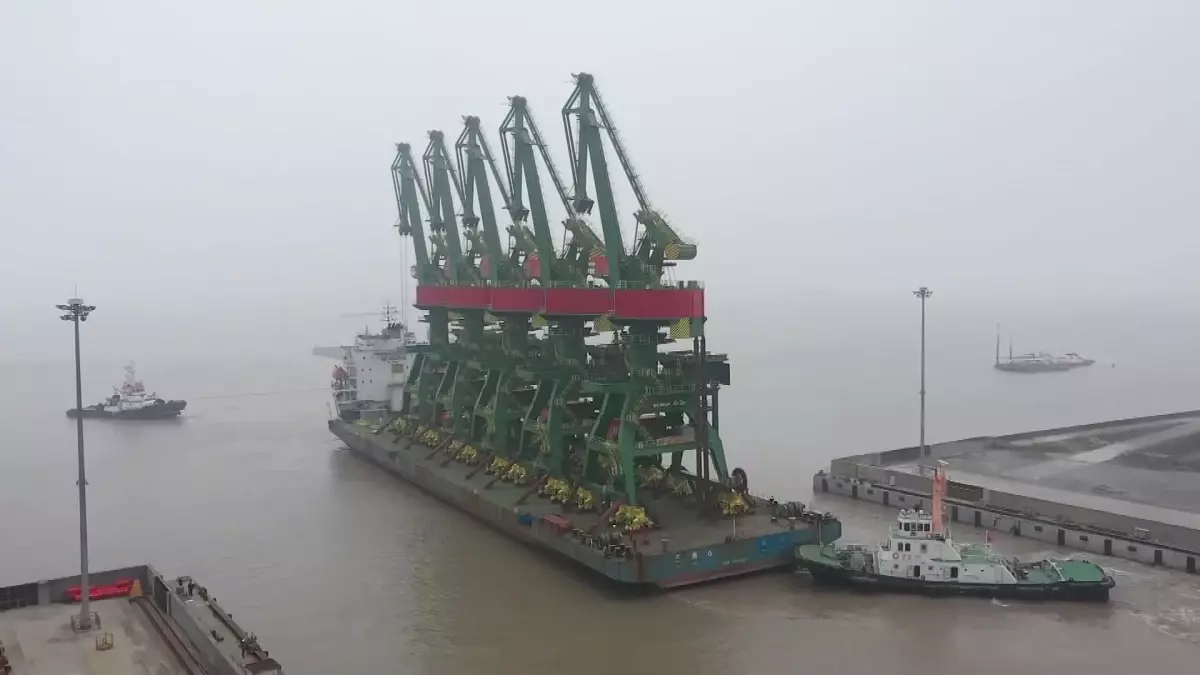 Çin Yapımı Portal Vinçler Kuşak ve Yol Projesi Kapsamında Endonezya'ya İhraç Edildi