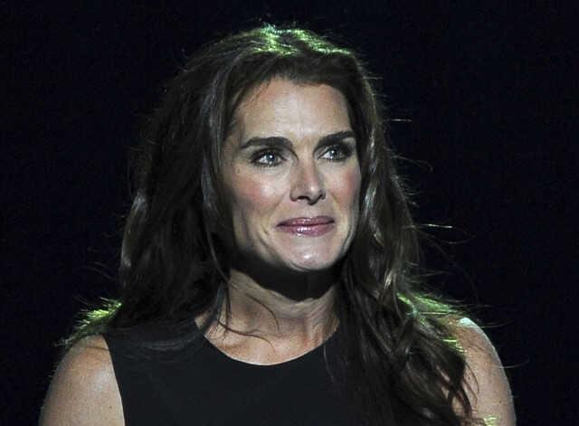 Ünlü oyuncu Brooke Shields, tanıdığı biri tarafından tecavüze uğradığını yıllar sonra itiraf etti