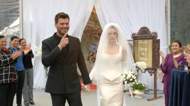 Aile dizisinin 4. bölüm 2. fragmanı yayınlandı! Devin ve Aslan evleniyor Aile dizisinin 4. bölüm 2. fragmanı yayınlandı! Devin ve Aslan evleniyor