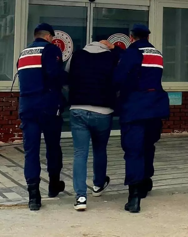 Babasını erkek arkadaşıyla plan yapıp öldüren Ayşegül: Sandalyeyi tülbentle tuttum Babasını erkek arkadaşıyla plan yapıp öldüren Ayşegül: Sandalyeyi tülbentle tuttum