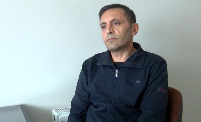 Depremde ölen çocuğun cep telefonunu iade etmek için babadan para istediler