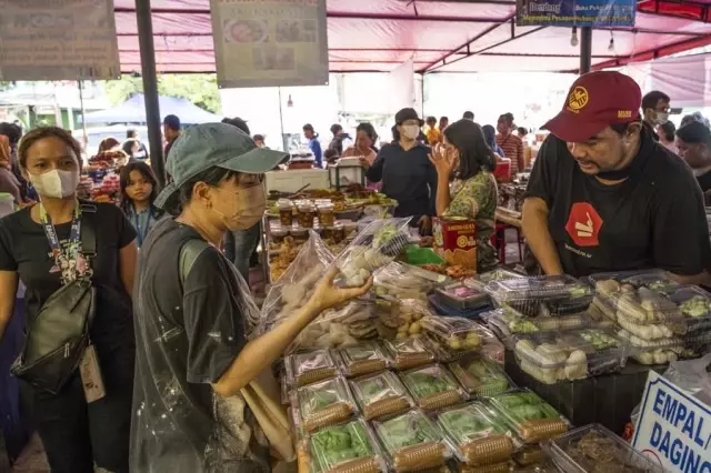 Endonezya Pazarında Ramazan Coşkusu