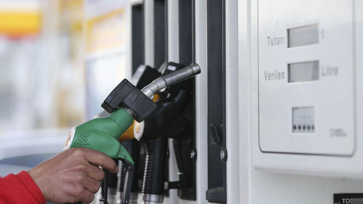 Benzine indirim var mı? Benzine indirim gelecek mi, ne kadar indirim gelecek? 26 Mart güncel benzin fiyatları!