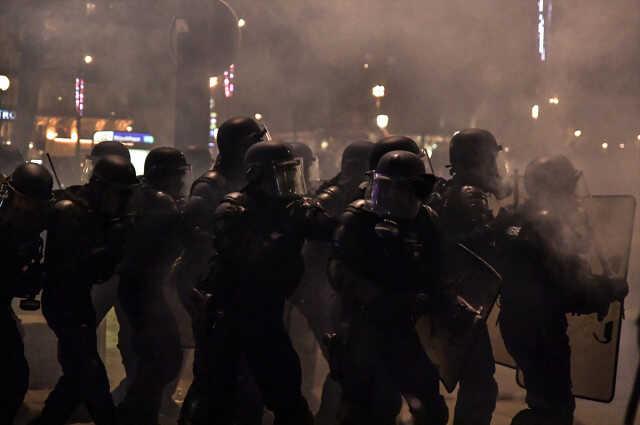 Fransa Çalışma Bakanı, bakanlara 'Gerekli olmadıkça ortalıkta görünmeyin' talimatı verildiğini söyledi Açıklaması Fransa Çalışma Bakanı, bakanlara 'Gerekli olmadıkça ortalıkta görünmeyin' talimatı verildiğini söyledi Açıklaması