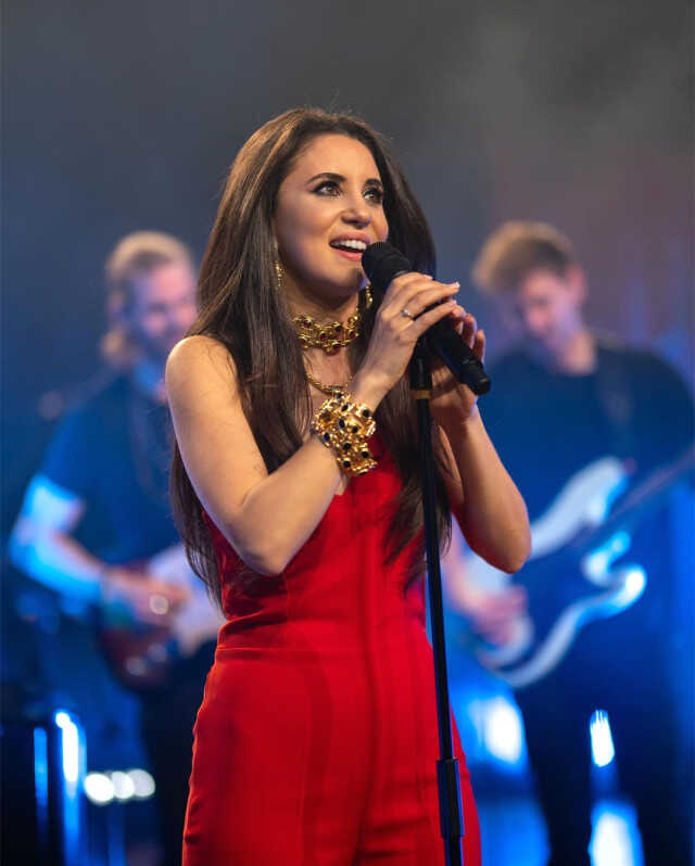 Şarkıcı Karsu Dönmez'in enkazdan sağ çıkarılan büyükannesi hayatını kaybetti