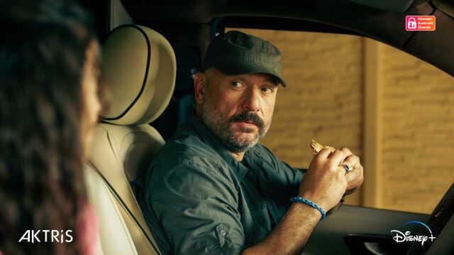 Aktris dizisinden görüntüler geldi, başrol Pınar Deniz'in pozları dikkat çekti