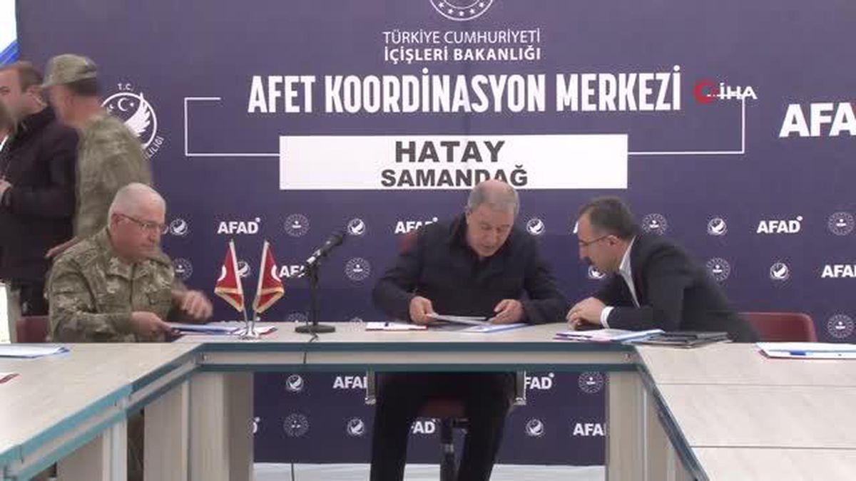 Bakan Akar: 'Hatay'da Nisan ayında enkazın büyük bir kısmı kaldırılmış olacak'