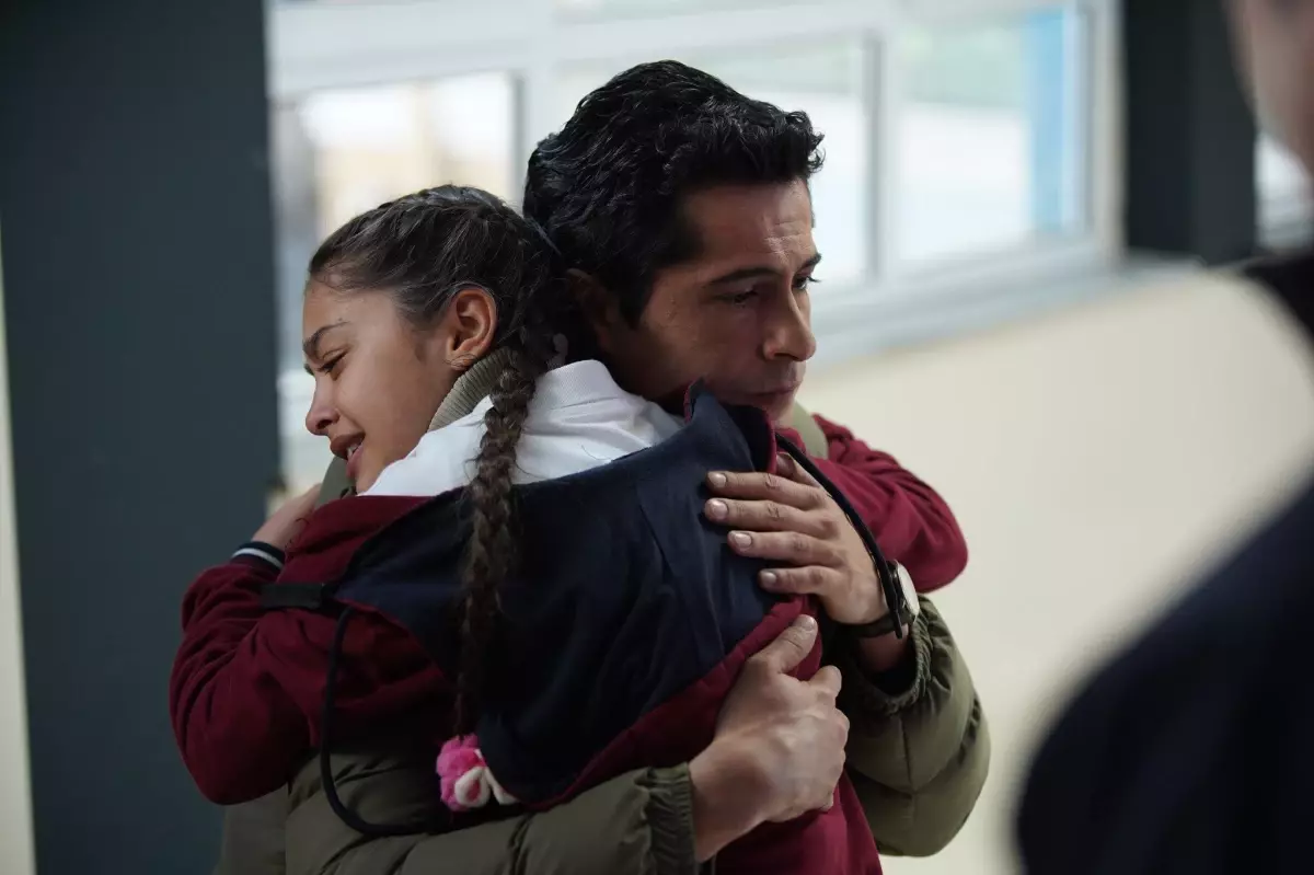 Taçsız Prenses final mi, bitiyor mu? Taçsız Prenses dizisi neden sezon finali yaptı?