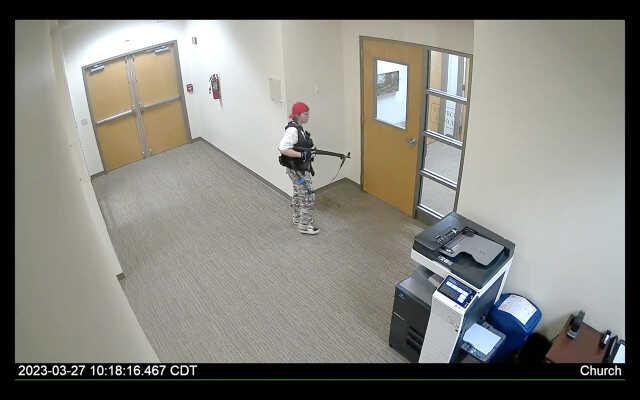 ABD'nin Tennessee eyaletindeki okul saldırısına ilişkin polis kamerası görüntüleri paylaşıldı