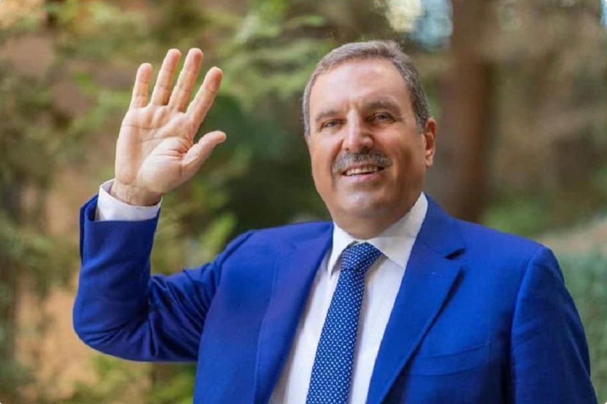 Ak Parti'den Şanlıurfa Milletvekili Aday adayı olan Abdurahman Eyyüpoğlu, resmi müracaatını yaptı.