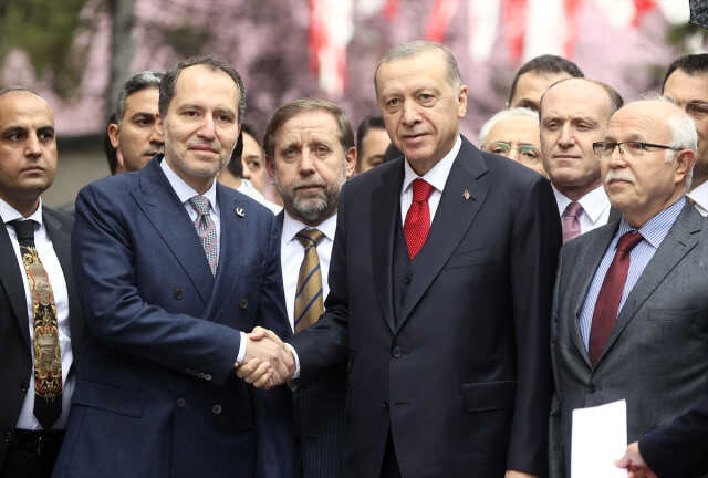 Erdoğan'la görüşen Erbakan, Millet İttifakı'nı topa tuttu: 6'lı bir kaosa ülkemizi teslim etmeyeceğiz