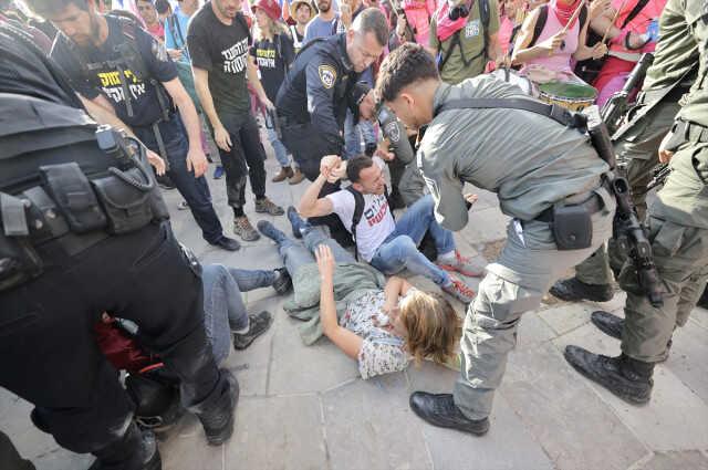 İsrail'de Netanyahu'ya geri adım attıran göstericiler ve talepleri tartışılıyor