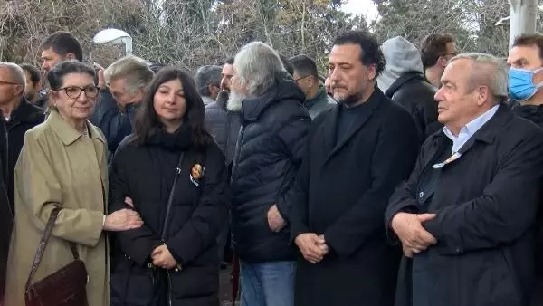 OYUNCU İSMAİL KÖKSAL ENGÜR SON YOLCULUĞUNA UĞURLANDI