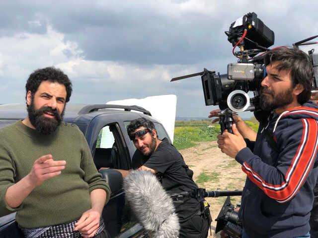 Oyuncu Serkan Genç, Türkiye İşçi Partisi'nden milletvekili aday adaylığına başvurdu Oyuncu Serkan Genç, Türkiye İşçi Partisi'nden milletvekili aday adaylığına başvurdu