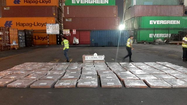 Peru'da Türkiye'ye gönderilmek için hazırlanan 2.3 ton kokain ele geçirildi