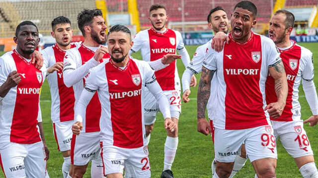 Yenilmeyi unuttular, gol yağdırdılar! Samsunspor, Süper Lig'e çok yakın