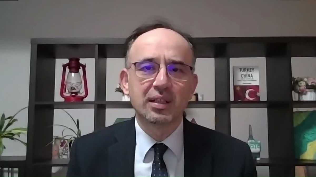Asya-Pasifik Araştırmaları Direktörü Çolakoğlu: Çin Demokrasisi Sosyal İlerlemeye Katkı Sağlıyor