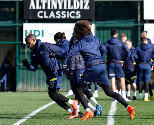 Derbi öncesi Fenerbahçe'ye müjde! Valencia beklenenden erken döndü