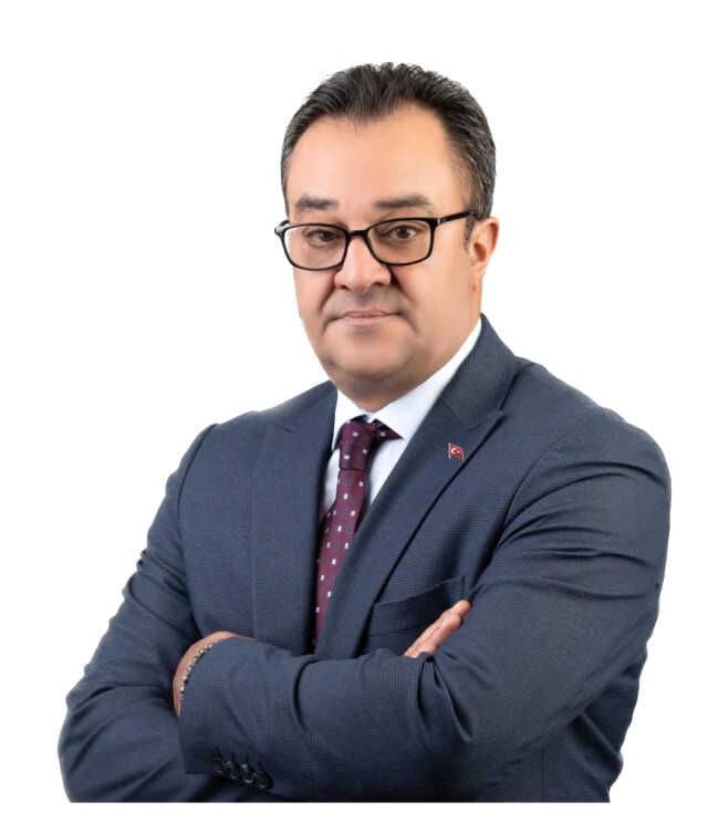 Emekli öğretmen Mustafa Bozdoğan, Manisa'da iyi parti milletvekili aday adayı oldu