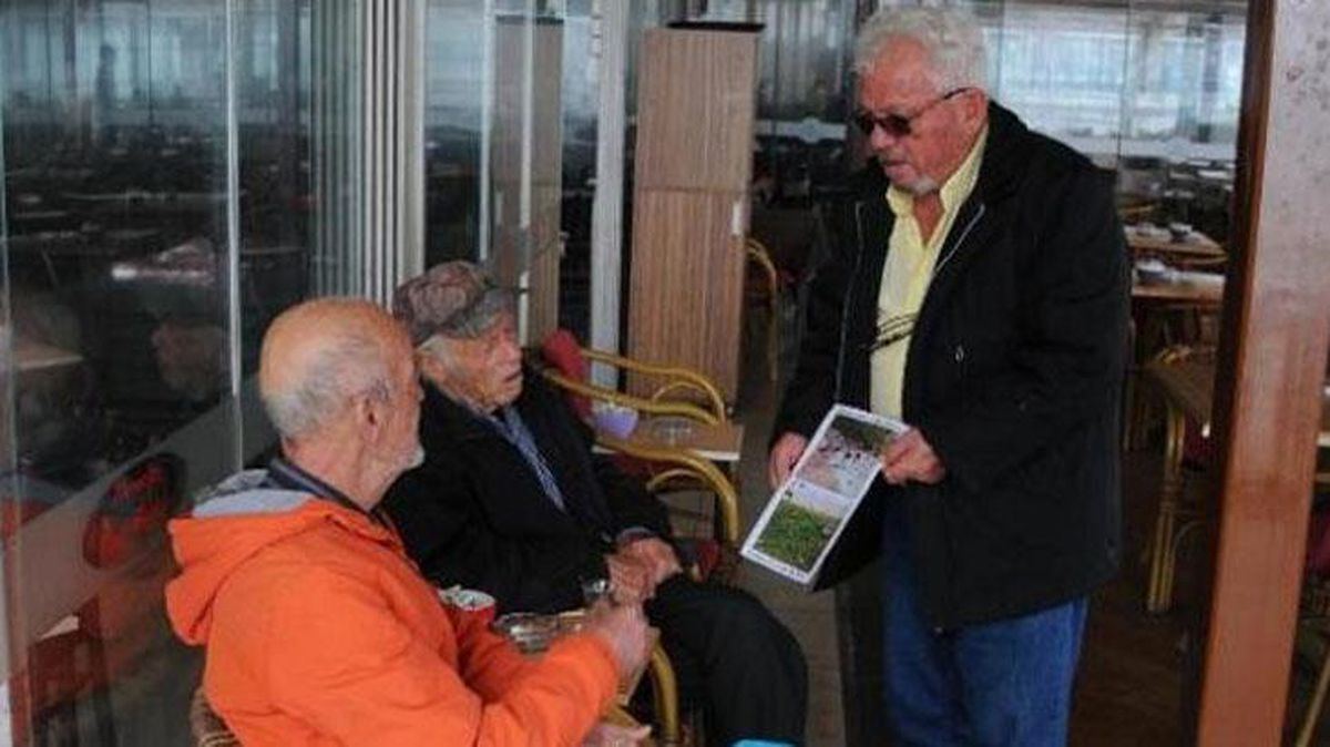 Sokak sokak gezerek 4 yıldır gözü gibi baktığı kayıp kazlarını arıyor