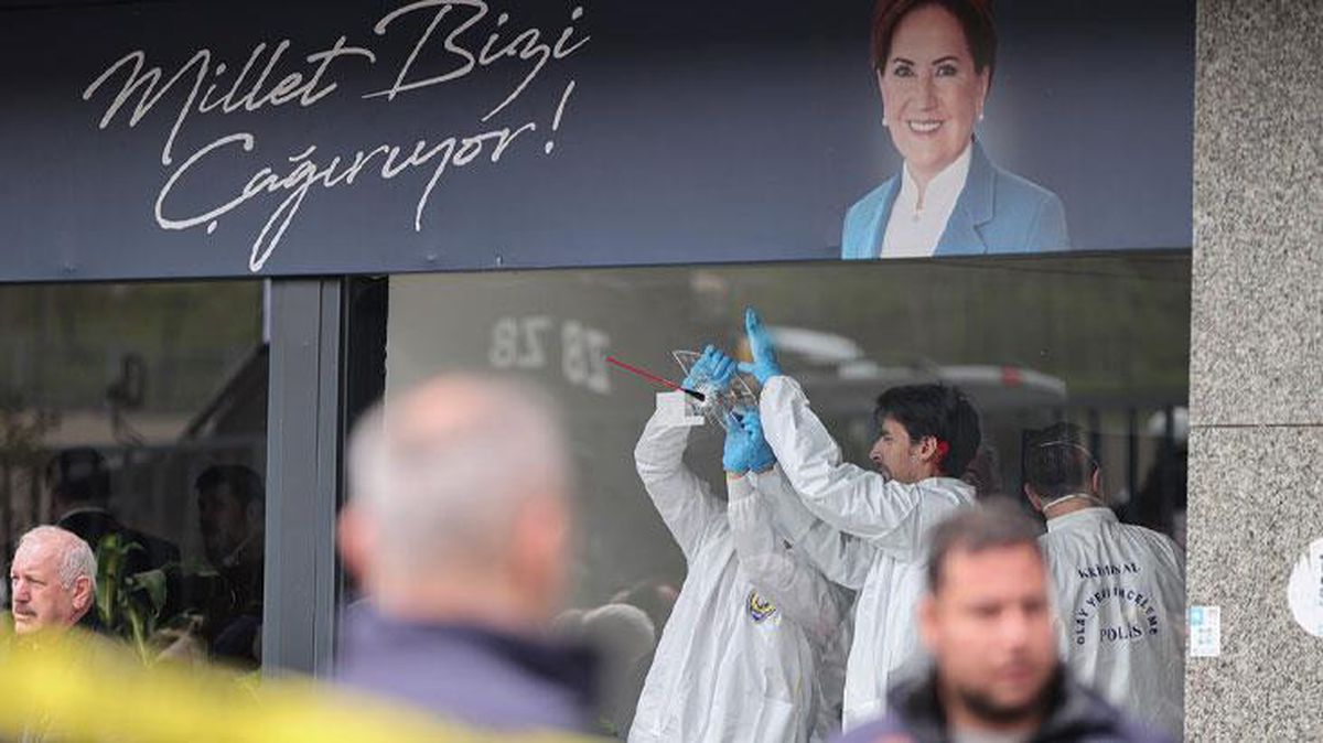 Son Dakika! AK Parti: İYİ Parti binasına saldırıyı lanetliyoruz, Akşener'in açıklaması ise provokatif bir yaklaşım