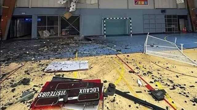 Mucizevi kurtuluş kamerada! Arabasıyla spor salonuna dalan genç futbolcu felaketin eşiğinden döndüBelçika Ligi ekiplerinden OH Leuven forması Mucizevi kurtuluş kamerada! Arabasıyla spor salonuna dalan genç futbolcu felaketin eşiğinden döndüBelçika Ligi ekiplerinden OH Leuven forması
