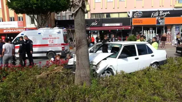Oğlunun kaza sonrası yaralandığını duyan baba olay yerinde kalp krizi geçirdi Oğlunun kaza sonrası yaralandığını duyan baba olay yerinde kalp krizi geçirdi