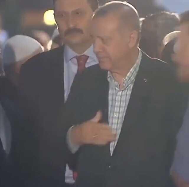 Yenikapı'da kılınan teravih namazına ait görüntülerin güncel olduğu iddiası