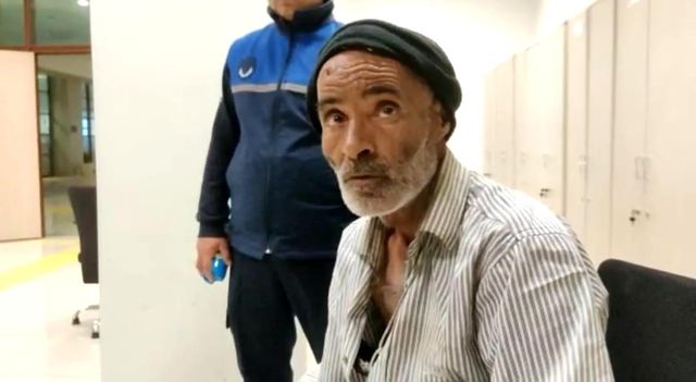 Dilencinin yarım günlük mesaisi: Üzerinden 2 bin 110 lira çıktı