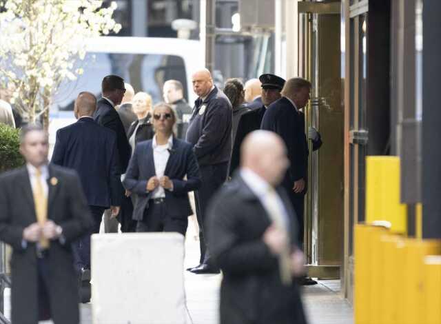 Son Dakika: Eski başkan Donald Trump hakim karşısında! Tutuklama kararı çıkabilir