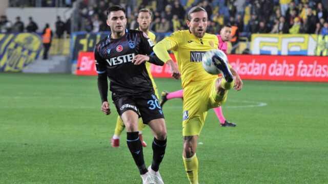 Son Dakika: Trabzonspor'u 3-1'lik skorla mağlup eden Ankaragücü, Ziraat Türkiye Kupası'nda yarı finale çıktı Son Dakika: Trabzonspor'u 3-1'lik skorla mağlup eden Ankaragücü, Ziraat Türkiye Kupası'nda yarı finale çıktı